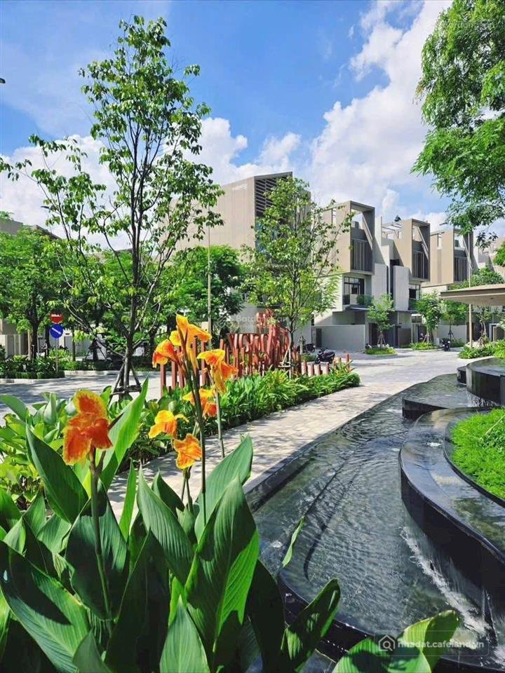 Bán nhà riêng: Bán biệt thự giá tốt nhất the orchard giỏ hàng chủ đầu tư. 160m2 