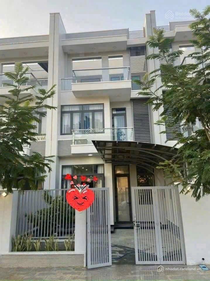 Bán nhà riêng: Bán nhà khu đô thị dịch vụ phú mỹ trung tâm tp mới vị trí cửa ngõ