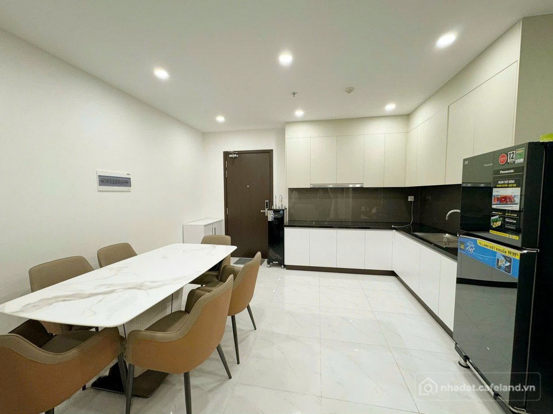 Bán căn hộ chung cư: C-Sky View 100m2 3PN Đã Có Sổ Hồng - Cắt Lỗ 600Tr, Giá 3,2 