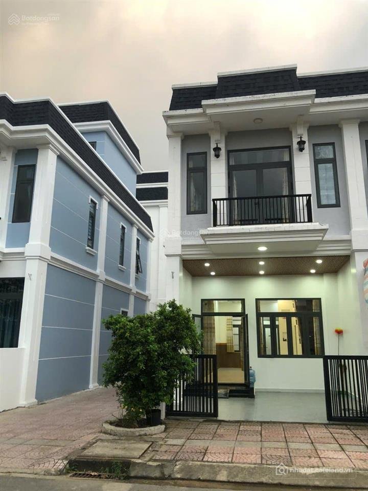 Bán nhà riêng: Bán căn góc 2 mặt tiền giá mềm hiếm có tại the sol city