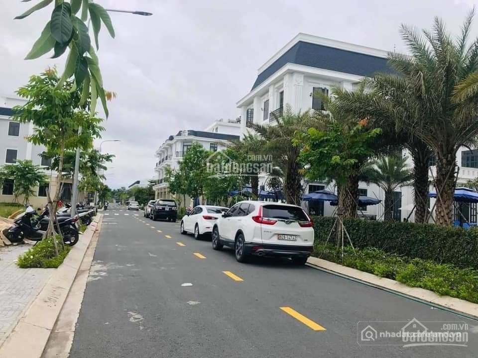 Bán nhà riêng: Nhà 1 trệt 2 lầu, thắng lợi central hill, dt 70m2,lock o10, đường
