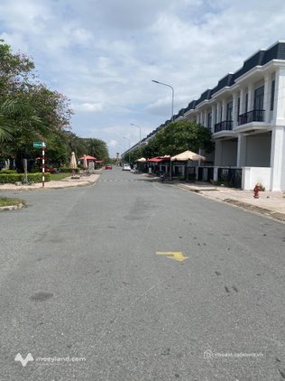 Bán đất thổ cư: Cần bán gấp đất dự án The Sol City 80m2 Cần Giuộc, Long An giá 2