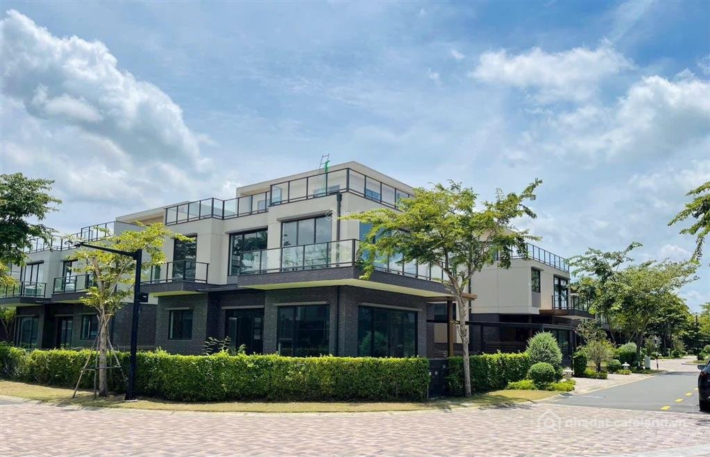 Bán nhà riêng: Biệt thự the aqua đơn giá chỉ 28 triệu/m2 bao gồm cả nhà chiết kh