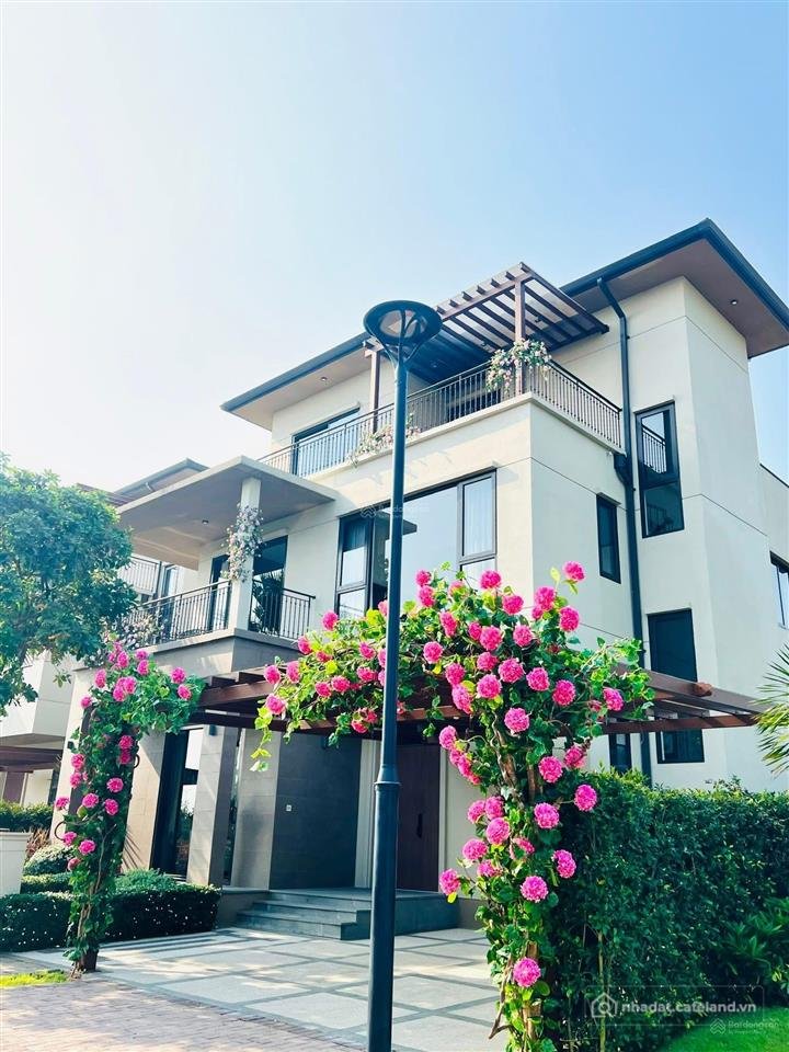 Bán nhà riêng: Biệt thự kênh đào chỉ 12.x tỷ tốt nhất the pearl (kđt waterpoint)