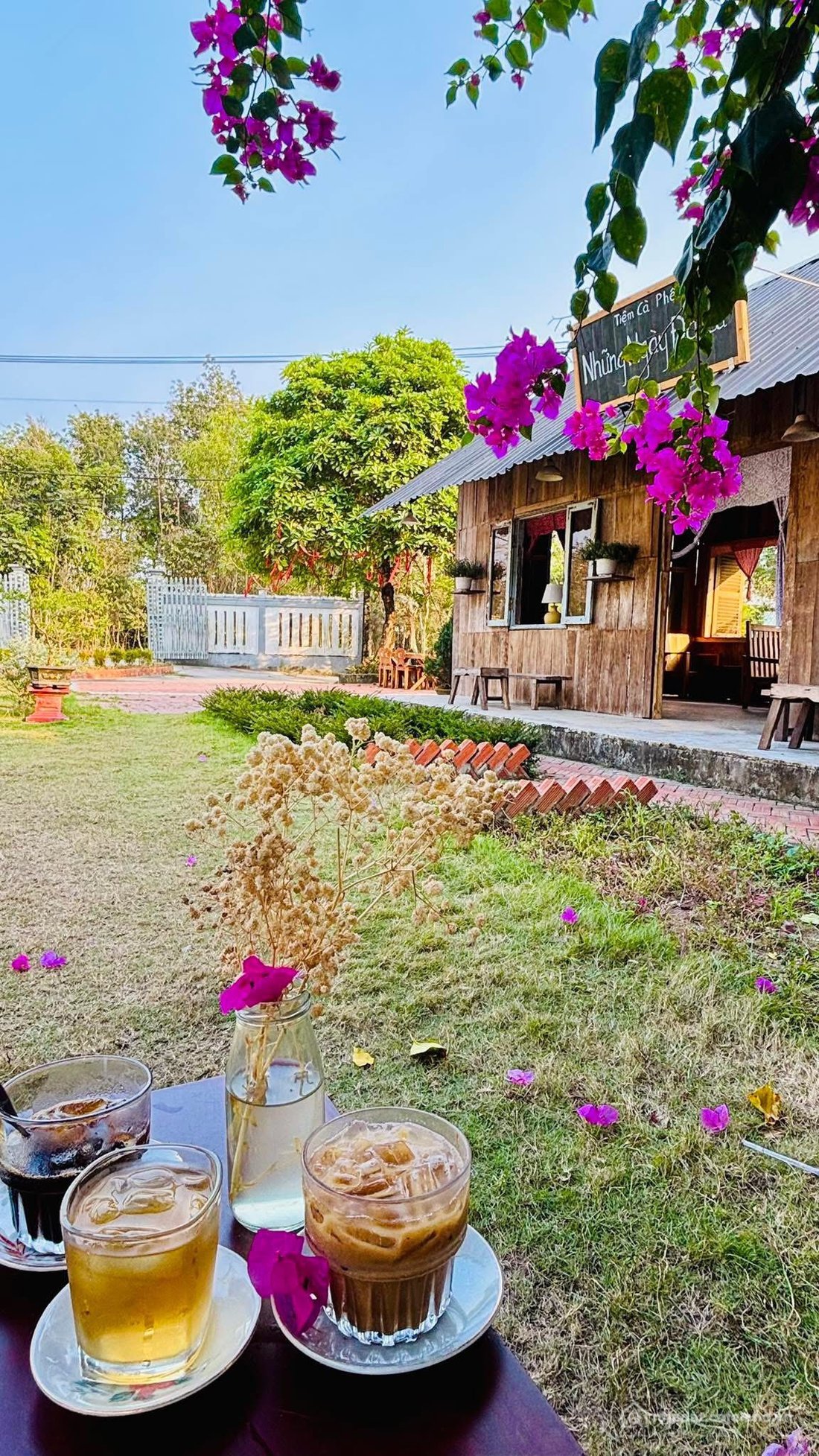 Bán căn hộ Mini, Dịch vụ: chính chủ kẹt tiền bán lỗ quán cafe góc công viên 7 kỳ