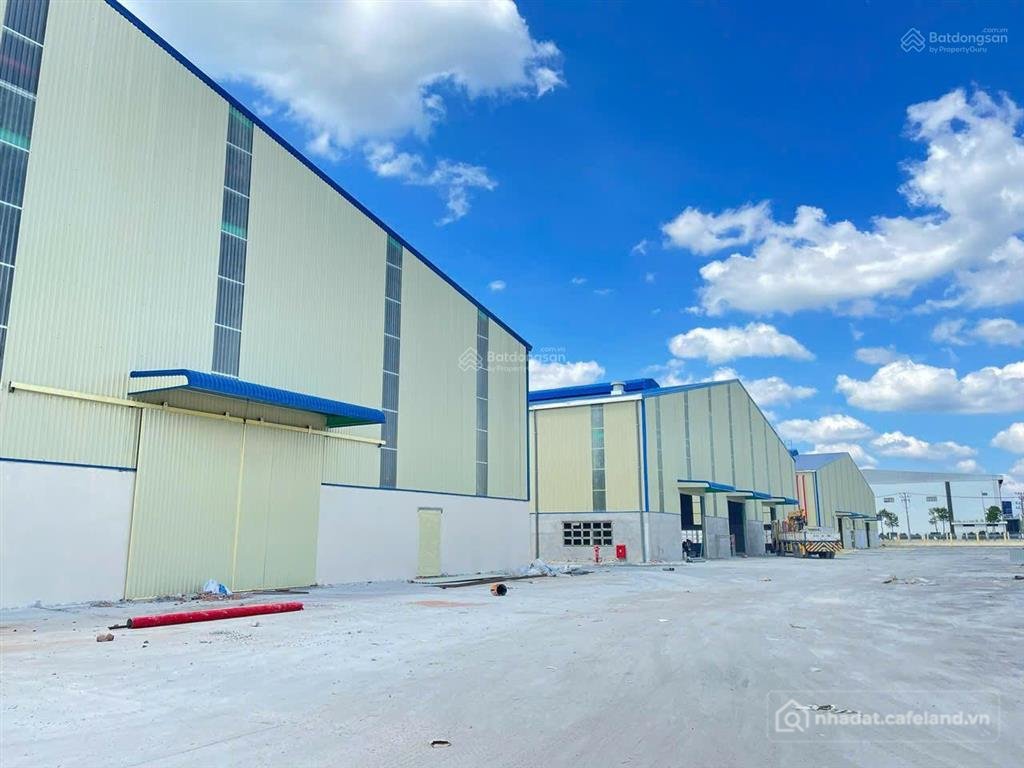 Bán kho, nhà xưởng: Bán nhà xưởng 11.500m2 khu công nghiệp hải sơn, đức hòa, lon