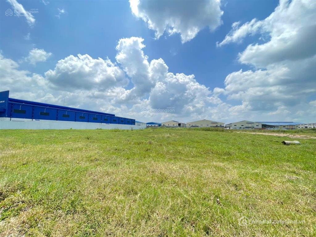 Bán đất thổ cư: Bán 4,7ha đất trong khu công nghiệp đức hòa, tây ninh (long an c