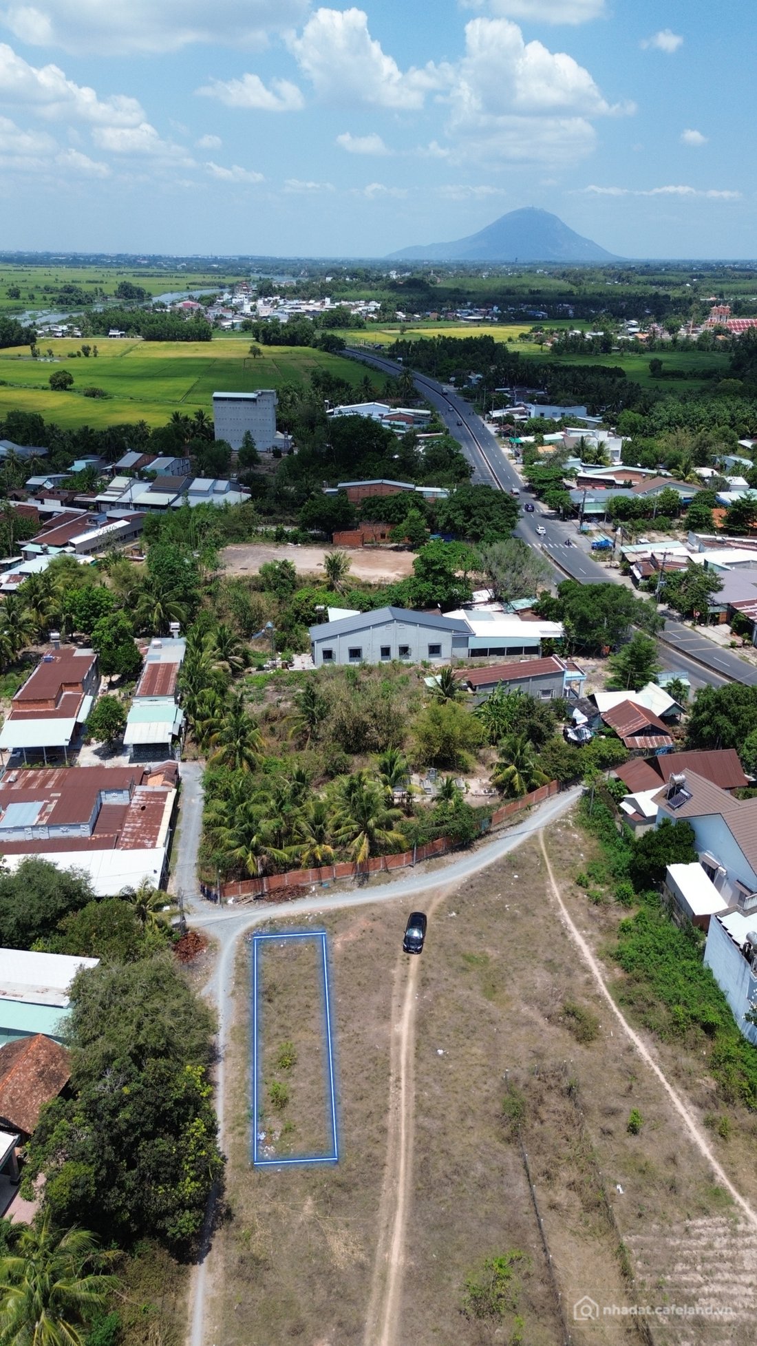 Bán đất thổ cư: Có Trả Có Bán, Lô Góc Giá chỉ 590tr gần QL22B