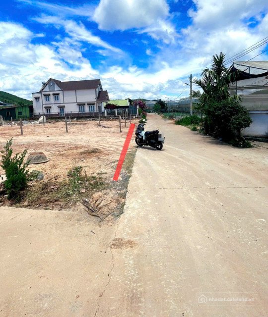 Bán đất thổ cư: Bán đất hẻm xe hơi khu dân cư trung tâm, gần công viên Hiệp An v