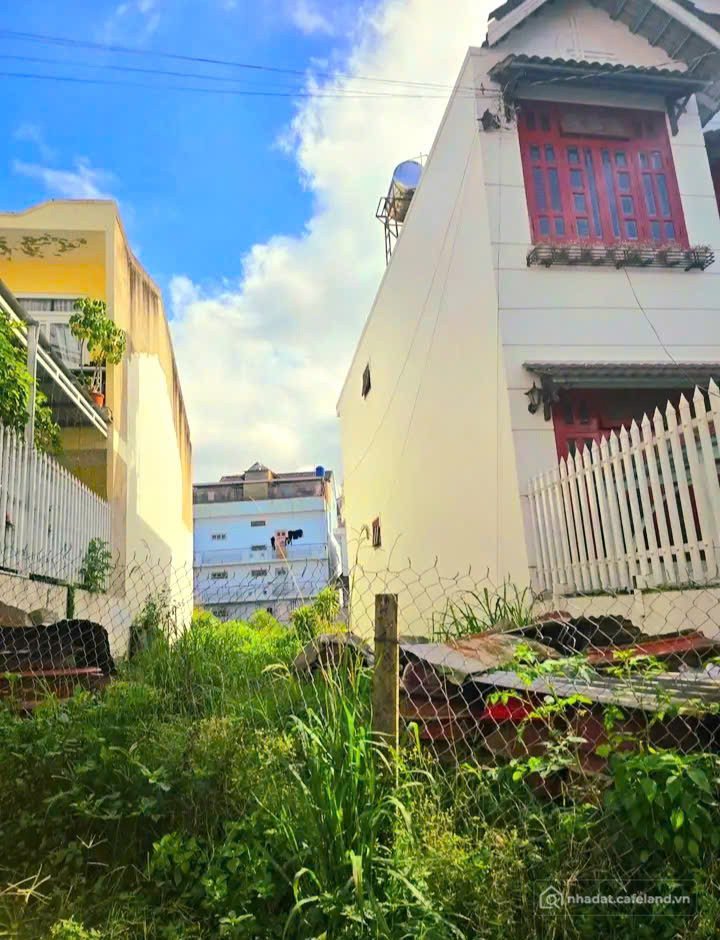 Bán đất thổ cư: Bán đất thổ cư khu dân cư trung tâm gần trường Đại Học Đà Lạt