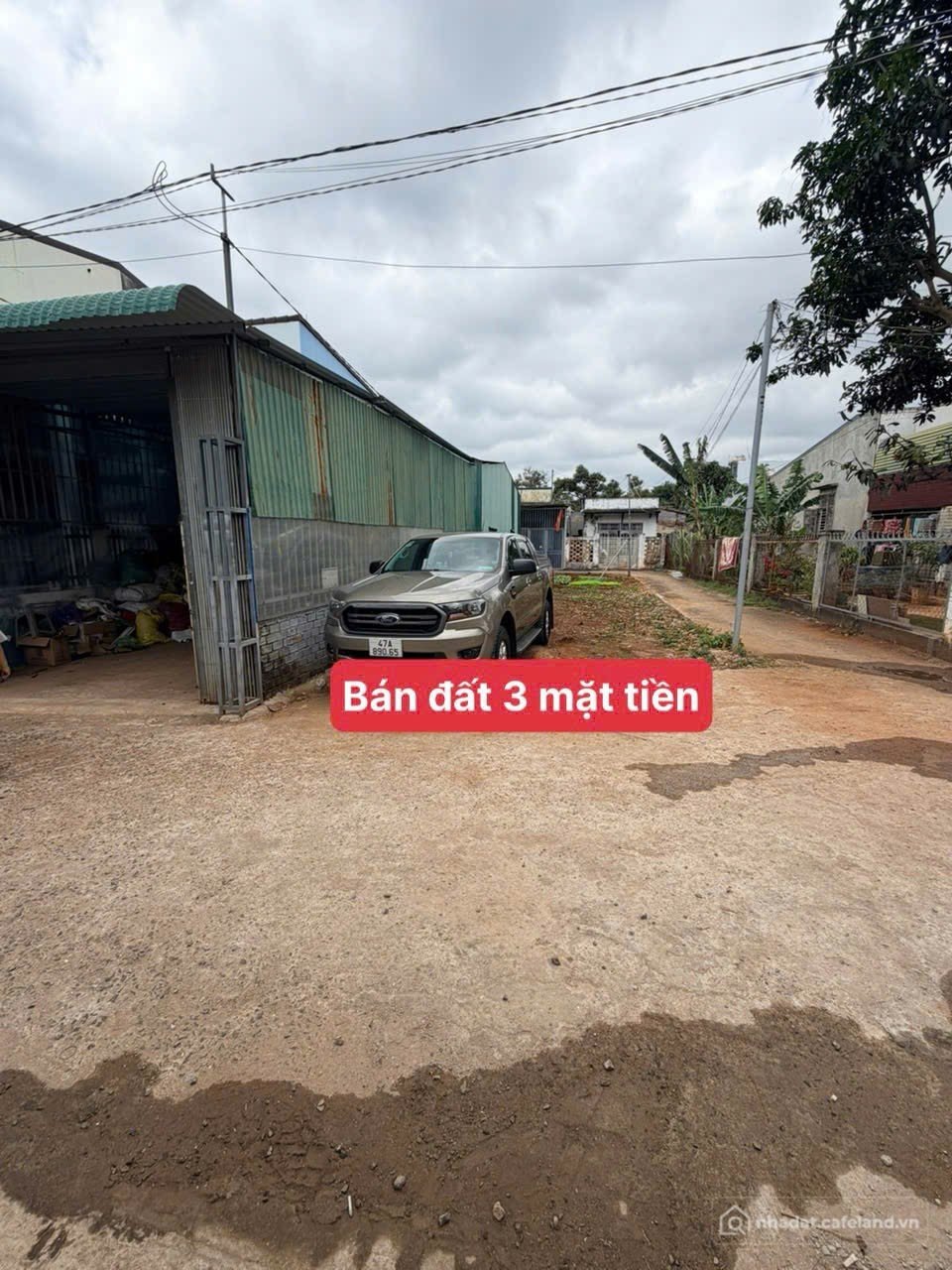 Bán đất thổ cư: Đất hẻm y wang đường bê tông dân cư liền kề Diện tích 90m 5m2 gi
