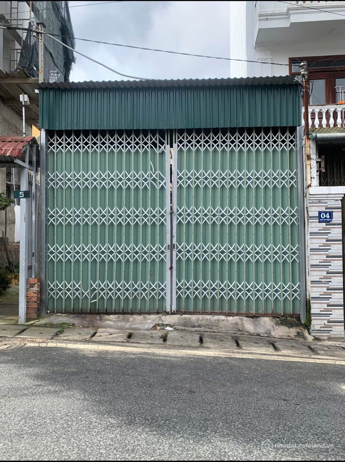 Bán đất thổ cư:  BÁN ĐẤT MẶT TIỀN NGÔ THÌ NHẬM P XUÂN HƯƠNG ĐÀ LẠT