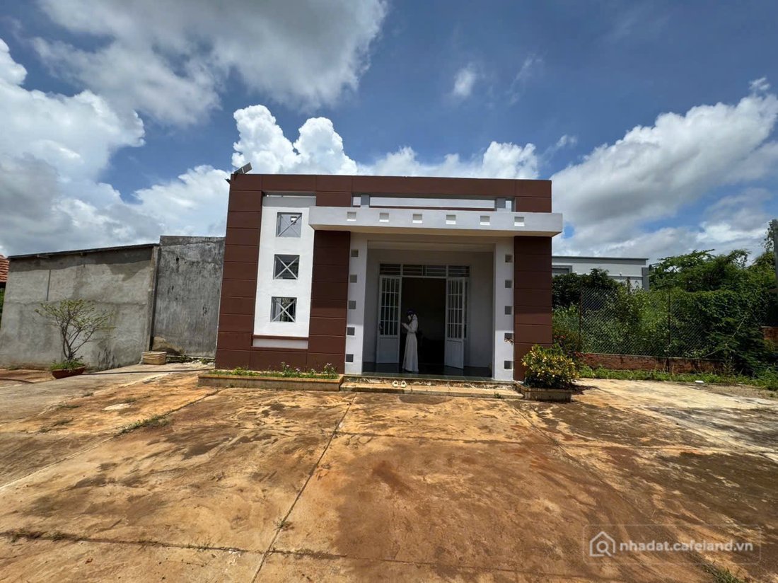 Bán nhà riêng: Nhà vườn phường Khánh Xuân 1700m2 thổ cư 140m2, bán 2tỷ640