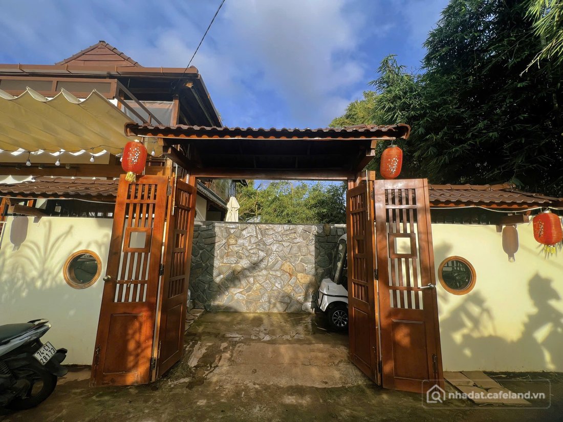 Bán nhà riêng: CĂN NHÀ VƯỜN HẺM ĐÀO DUY TỪ NGAY TRUNG TÂM PHỐ