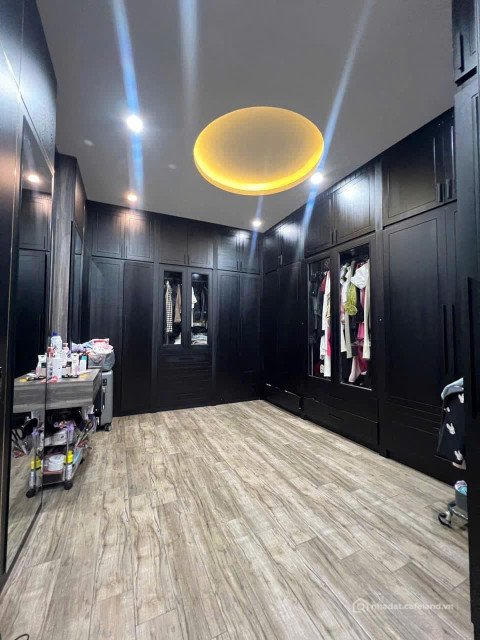 Bán nhà riêng: Bán nhà Nguyễn Tri Phương 150.1m² 13 tỷ tại Phường Thành Công Thà