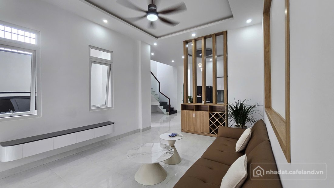 Bán nhà riêng: ( HẠ 290) Bán nhà ( khu Tái Định Cư ) 112m² ngang 7m giá 3.9 tỷ P