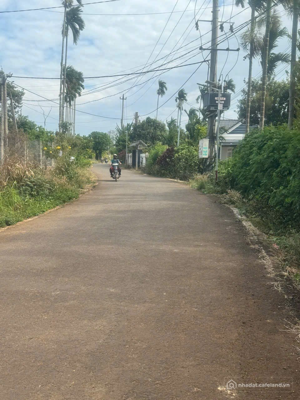 Bán đất thổ cư: Sở hữu lô tất sau hẻm Nguyễn Thái Bình thuận tiện buôn bán sinh 