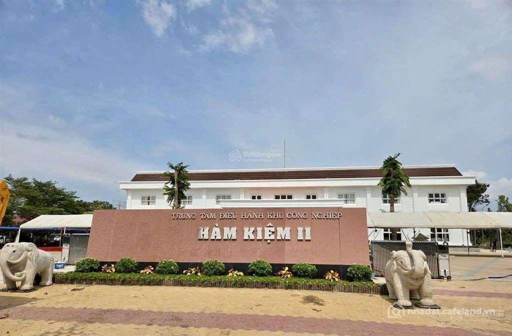 Bán kho, nhà xưởng: Đất xây dựng xưởng thuộc khu công nghiệp hàm kiệm 2, huyện h