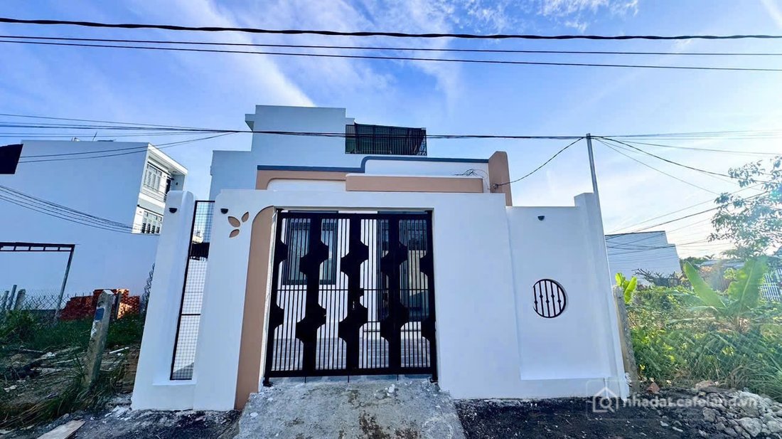 Bán nhà riêng: Nhà mới Diên An full thổ cư ngang 6m 1tỷ990tr cách Nha Trang 15ph