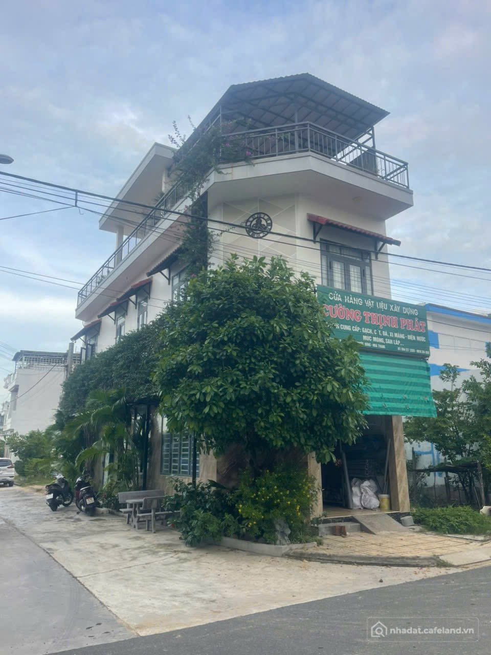 Bán nhà riêng: 🧑‍- Bán Nhà căn góc 2 mặt tiền đường.  . Tại khu TDC hòn rớ 2.