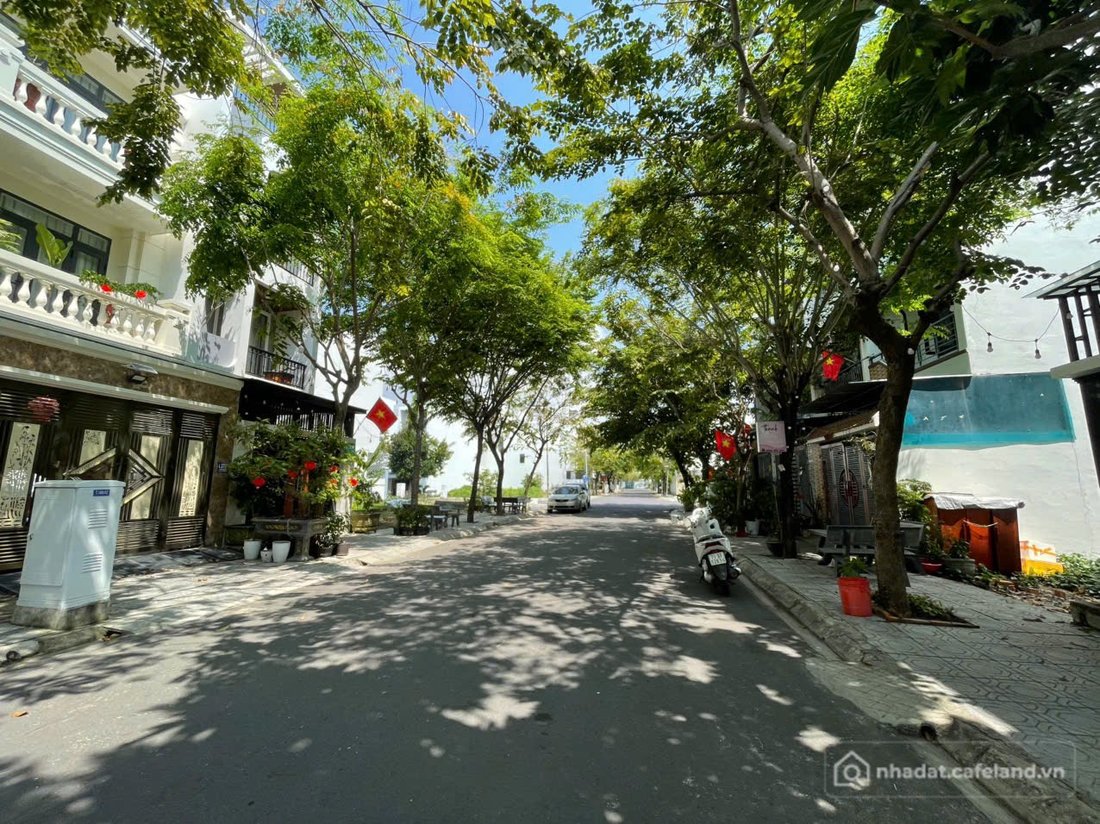 Bán nhà riêng: NHÀ ĐẸP KĐT AN BÌNH TÂN i Diện tích: 80m2 (ngang 4m). Hướng: Tây