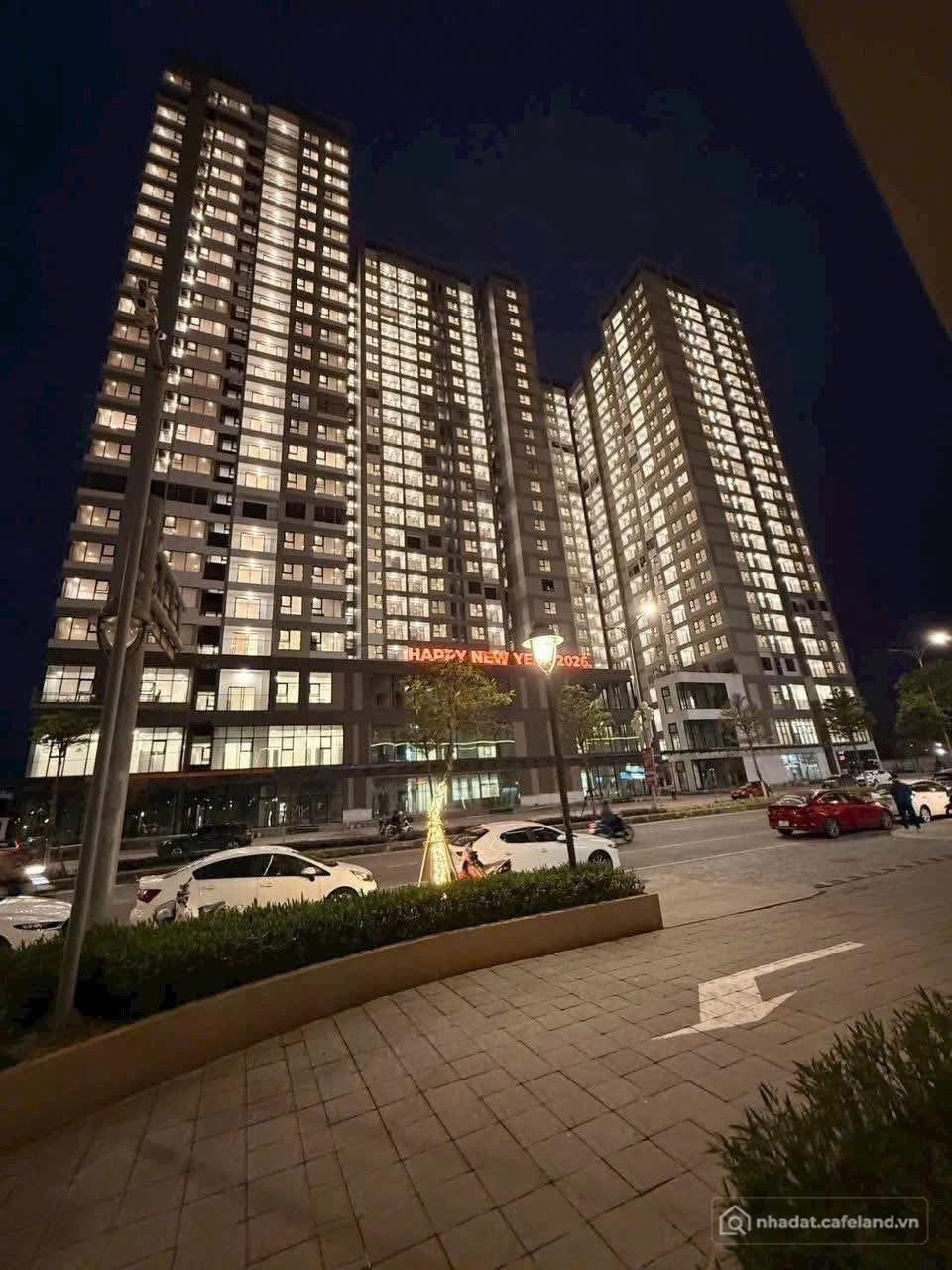 Bán căn hộ chung cư: Căn Hộ FPT Plaza 4 Đà Nẵng - 67m2 View Hồ Bơi Cực Đẹp - Giá