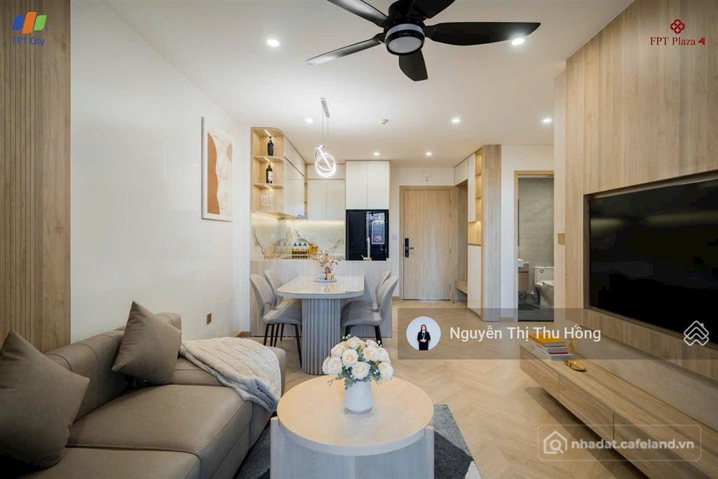 Bán căn hộ chung cư: Duy nhất 1 căn 2pn 1wc fpt plaza 3, giá 2,5 tỷ 47m2 0906 56