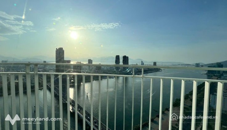 Cho thuê căn hộ chung cư: Cho thuê CH Azura view sông Hàn, NT cao cấp Loại 2PN D