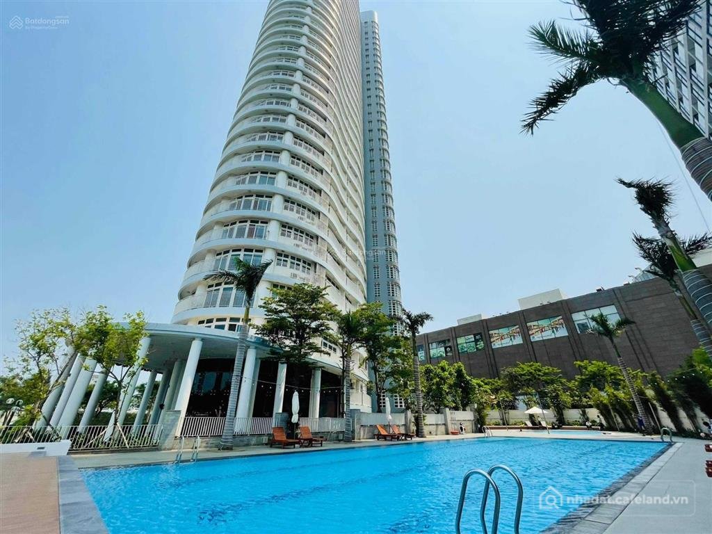 Bán căn hộ chung cư: Bán căn hộ azura 3 phòng ngủ, 188m2 đã có sổ view sông hàn 