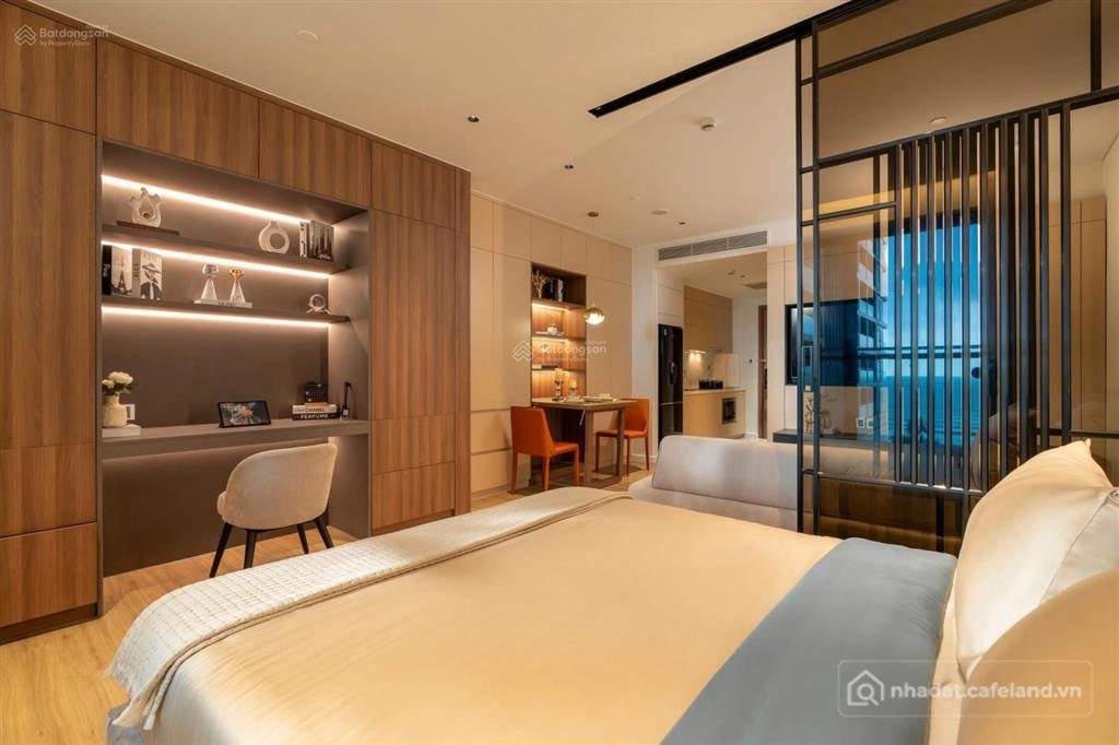 Bán căn hộ chung cư: Căn hộ studio view trực diện biển times square sổ hồng lâu 