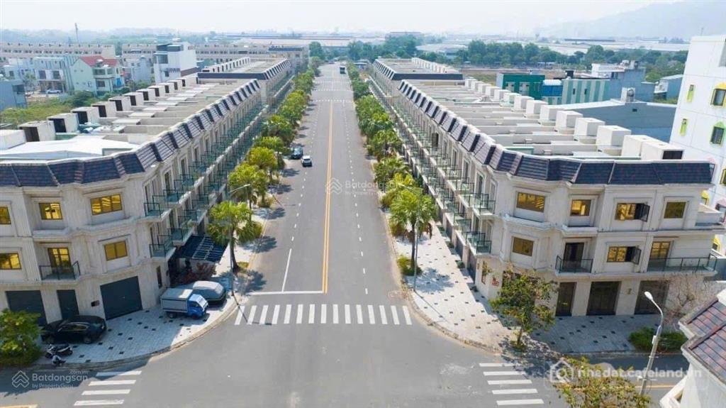 Bán nhà riêng: Bán shophouse đường mê linh đi bà nà hill tuyến đường du lịch của