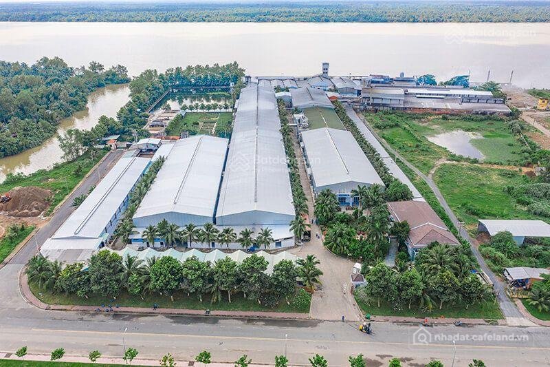 Bán đất thổ cư: 15000m2 sản xuất công nghiệp ql60 vĩnh long giá 1,6tr/m2
