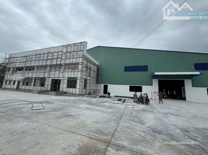 Cho thuê đất: CHO THUÊ NHÀ XƯỞNG 5400m2 MỚI XÂY TIỀN GIANG
