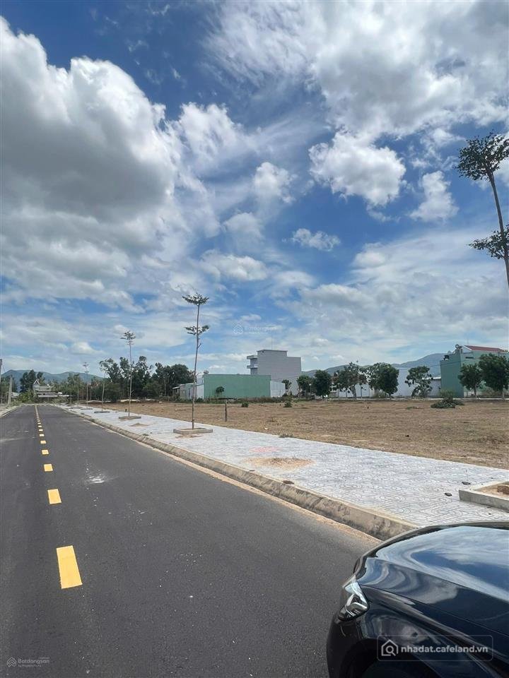 Bán đất thổ cư: Đất nền sổ đỏ lâu dài chỉ 12,5tr/m2 tại cát khánh, phù cát, gần 