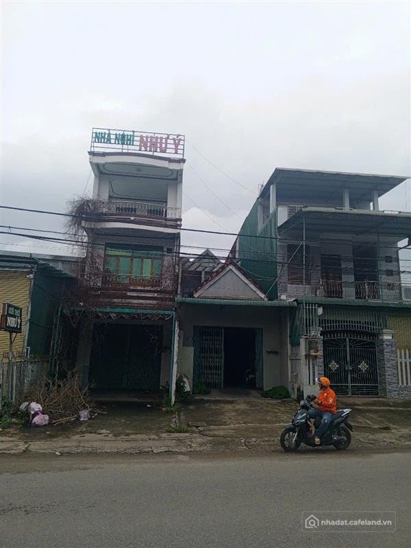 Bán nhà riêng: BÁN NHÀ 3 TẦNG MẶT TIỀN NGUYỄN HUỆ THỊ TRẤN LA HÀ, TƯ NGHĨA, QUẢN