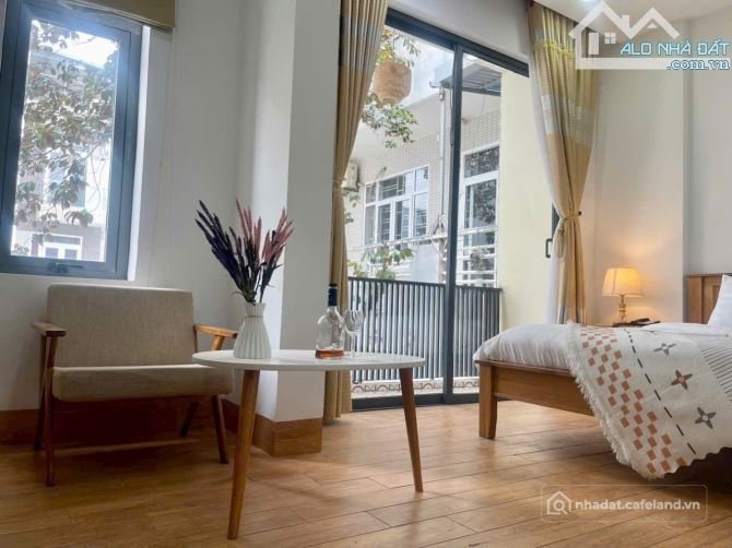 Cho thuê nhà riêng: CHO THUÊ VILLA HỒ BƠI 2 TẦNG MT CHẾ LAN VIÊN GẦN BIỂN MỸ KHÊ