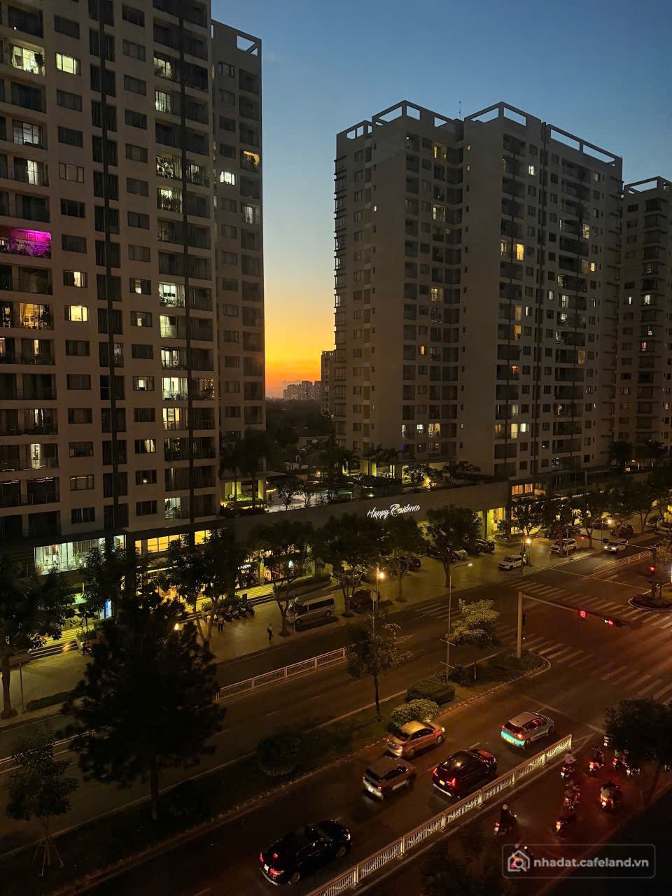 Cho thuê căn hộ chung cư: THE AURORA PHÚ MỸ HƯNG, Q.7, HCM - FULL NỘI THẤT CAO C