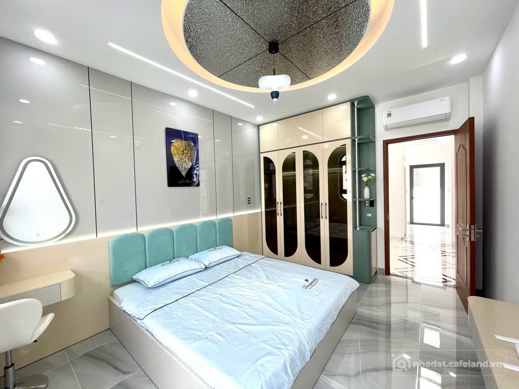 Bán nhà riêng: NHÀ NGUYỄN THỊ THẬP - THÔNG CÔNG VIÊN KHU TÂN MỸ - NGANG 4M