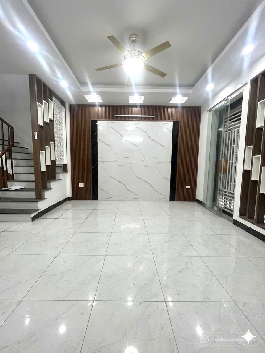 Bán nhà riêng: NHÀ ĐẸP THƯỢNG THANH, 5 TẦNG - GẦN Ô TÔ TRÁNH - VÀI BƯỚC RA MẶT P