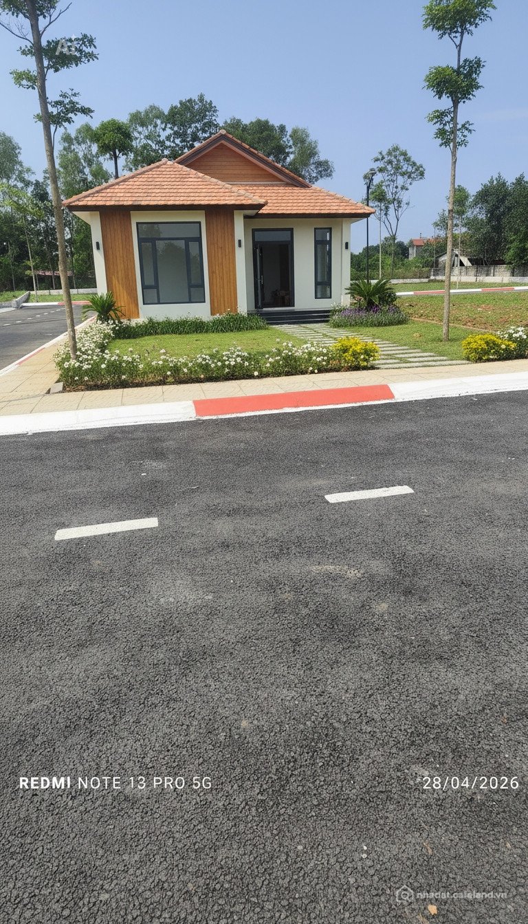 Bán đất thổ cư: 100m2 lô góc phun thổ cư tại sân bóng trại láng cổ đông