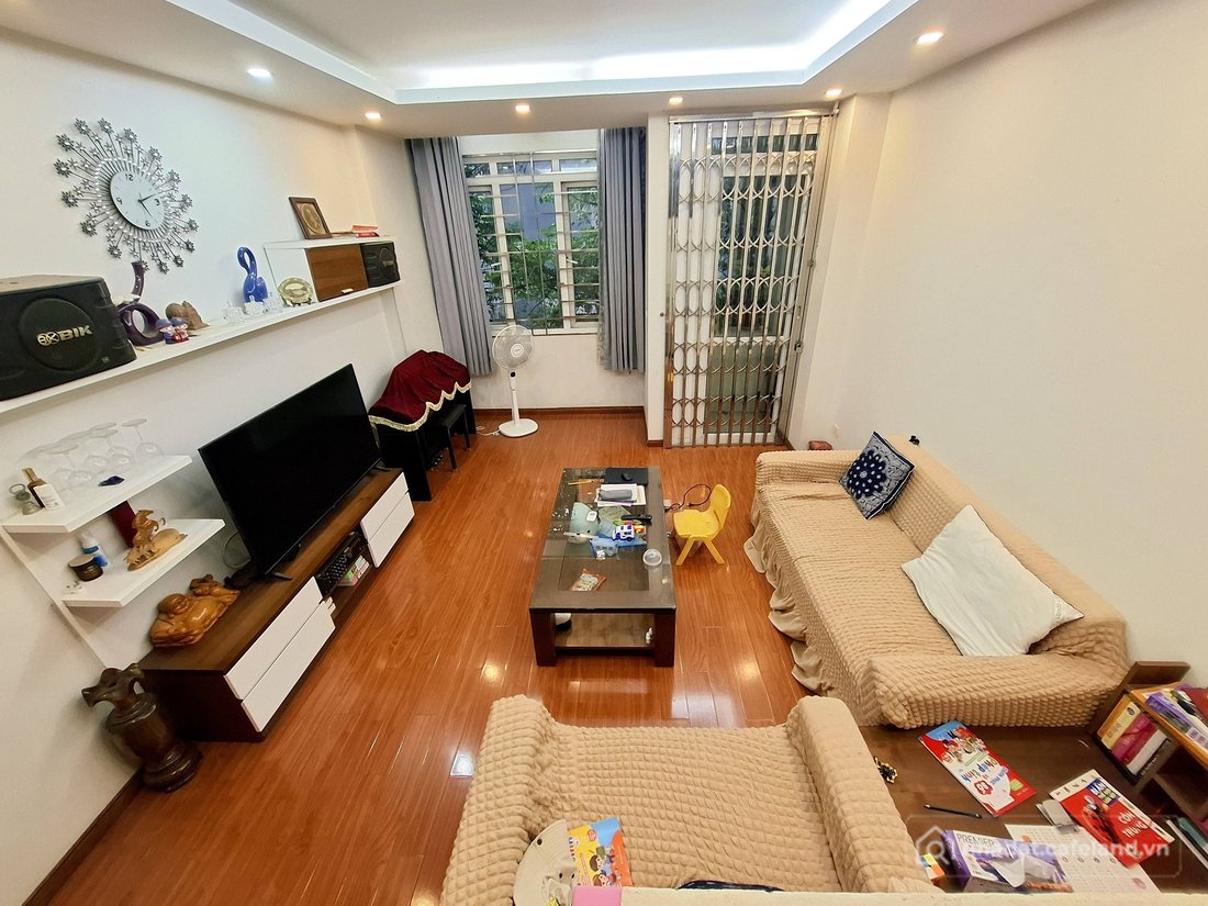 Bán nhà riêng: NHÀ LIỀN KỀ KĐT XA LA. 48M2 - 5 TẦNG. GARA Ô TÔ. KINH DOANH.