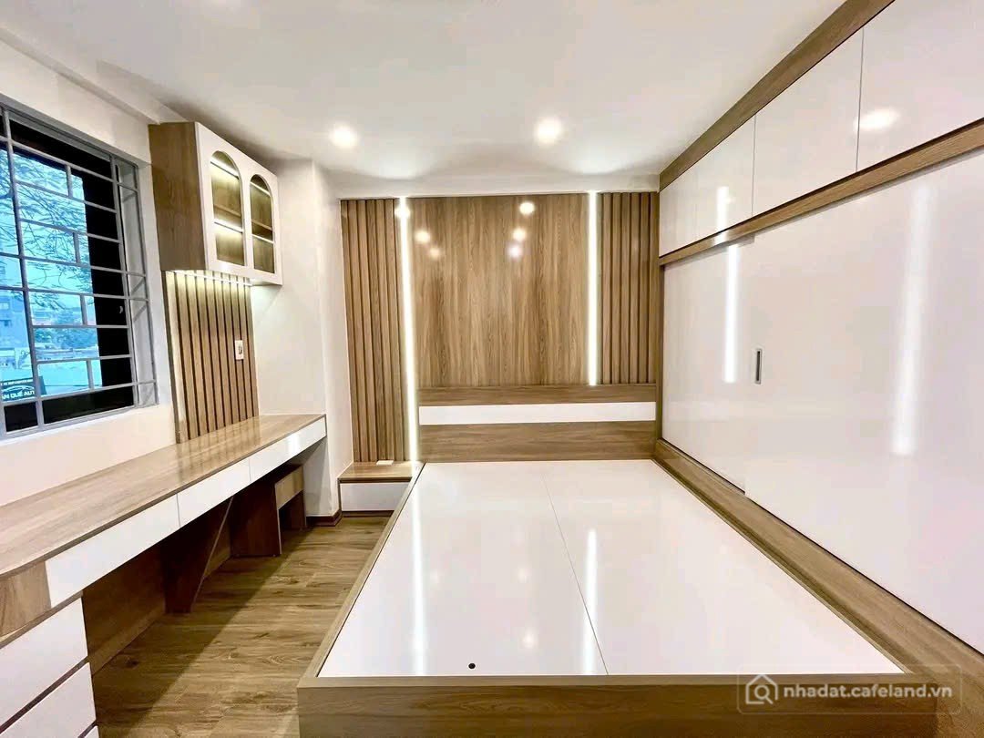 Bán căn hộ chung cư: CĂN GÓC HIẾM – BẮC LINH ĐÀM, HOÀNG MAI GẦN 70M 3PN 2 VS GẦN