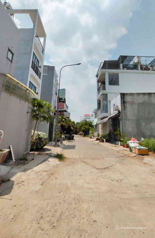 Bán nhà riêng: BÁN NHÀ 2 TẦNG 51M² (4.5x12) KO LG-QH, HẺM XE TẢI HỒ VĂN LONG, TỈ