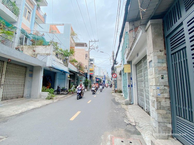 Bán nhà riêng: Nhà 4 tầng, Mặt Tiền Hồng Lạc, Bảy Hiền, 60m2, hơn 12 tỷ TL