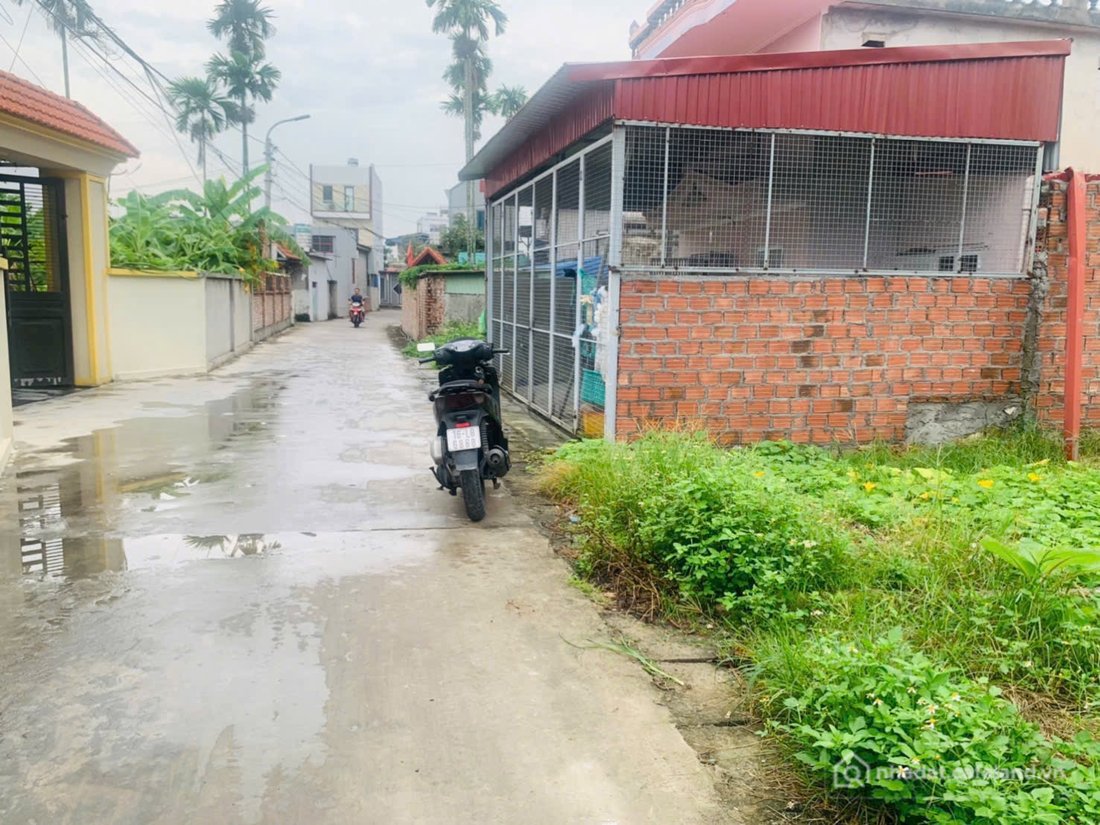 Bán đất thổ cư:  1 lô Hoàng động đường ô tô thông dân cư đông đúc l/h:076.231.