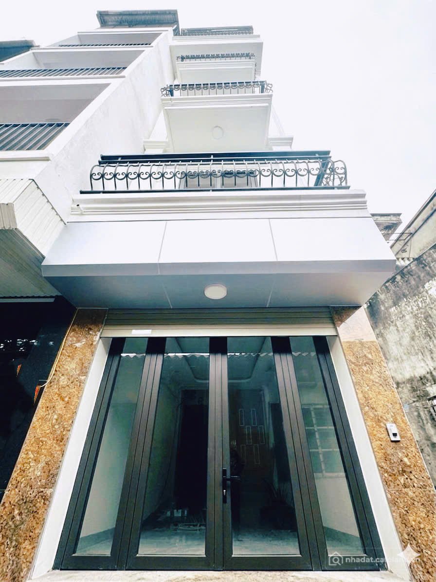 Bán nhà riêng: BÁN NHÀ P. VIỆT HƯNG 5 tầng - NGÕ THÔNG, Ô TÔ QUA CỬA - HƠN 7 tỷ