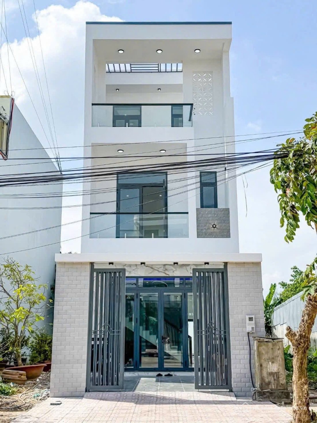 Bán nhà riêng: DIỆN TÍCH RỘNG - GIÁ RẺ NHẤT KHU. NHÀ TRỆT 2 LẦU - ĐƯỜNG SỐ 10, K