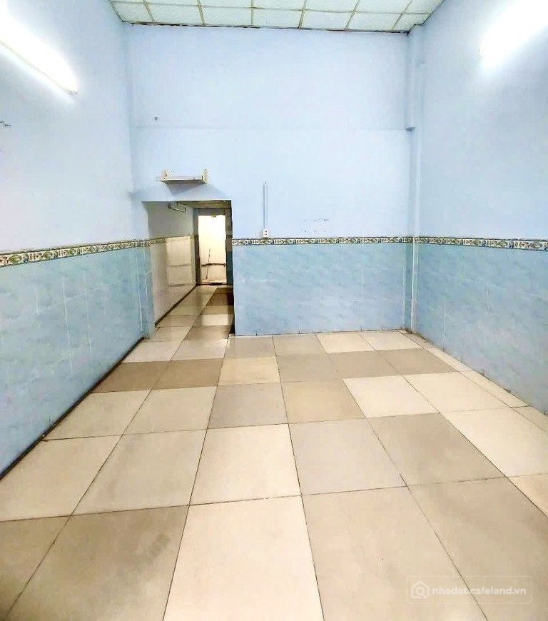 Bán nhà riêng: Bán nhà 2 tầng, 35m² (4x9), Xe hơi tới cửa, ĐS8, gần Aeon Tân Phú