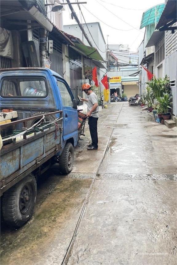 Bán nhà riêng: Bán nhà 2 tầng, 41m2 (4x10), Hẻm xe hơi 5m, Sát Aeon Tân Phú, Chỉ