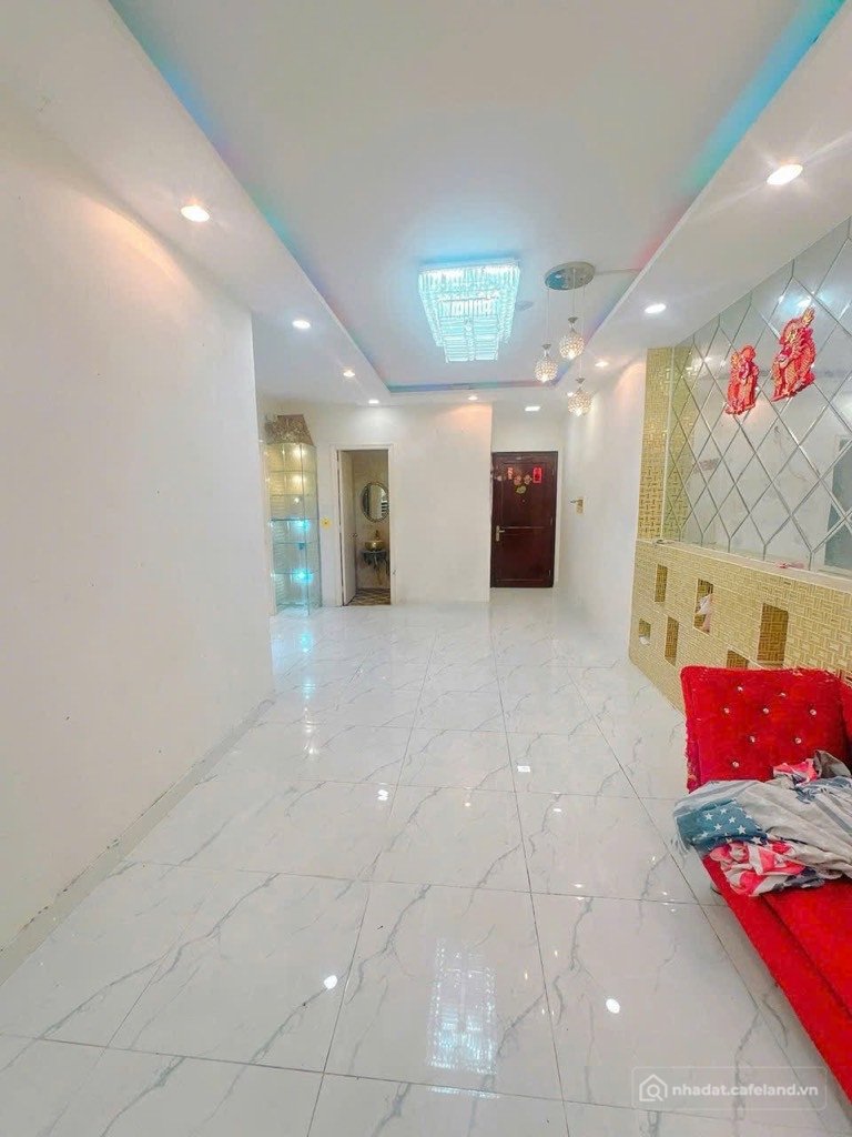 Bán căn hộ chung cư: Bán chung cư Nguyễn Chí Thanh - 62m2, 2PN - thang máy, view